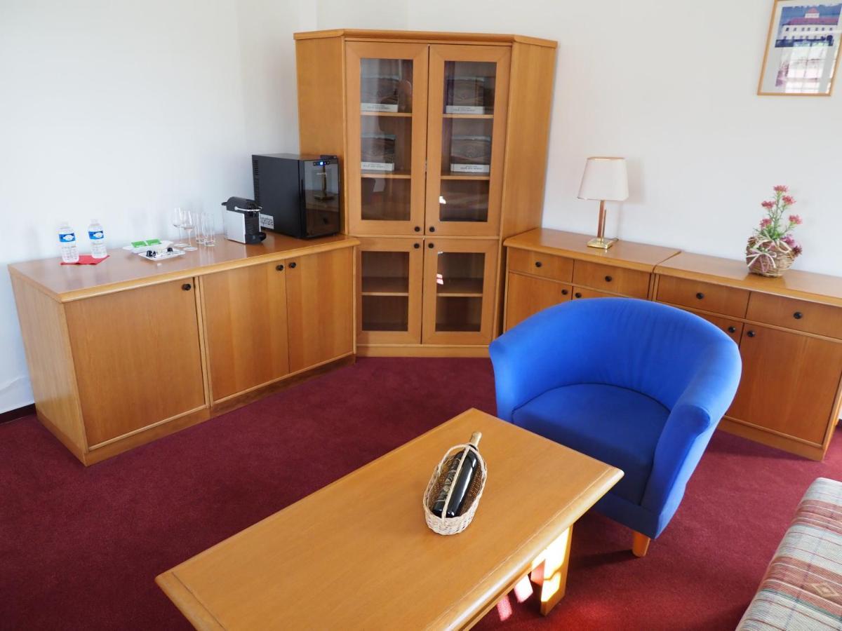 Hotel Chateau Zamek Cejkovice Zewnętrze zdjęcie