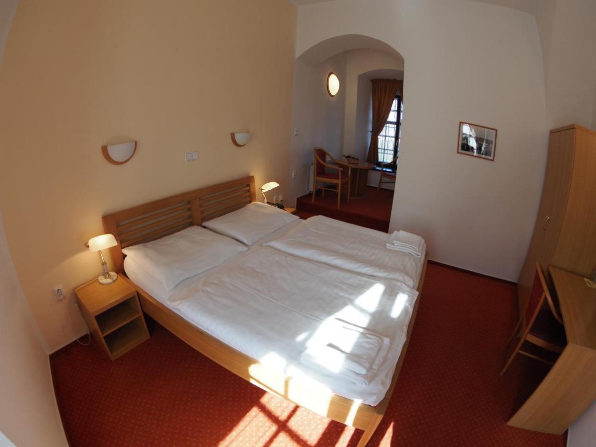 Hotel Chateau Zamek Cejkovice Zewnętrze zdjęcie